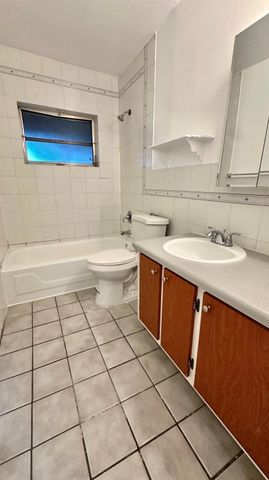 414 SW 72nd Avenue, North Lauderdale, FL 33068