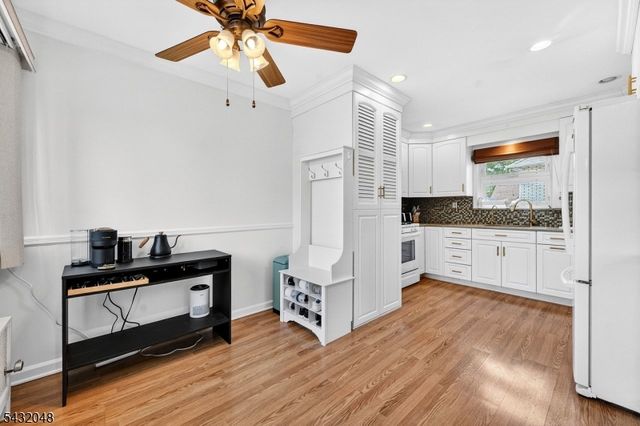 21 5Th Ave, Linden City, NJ 07036