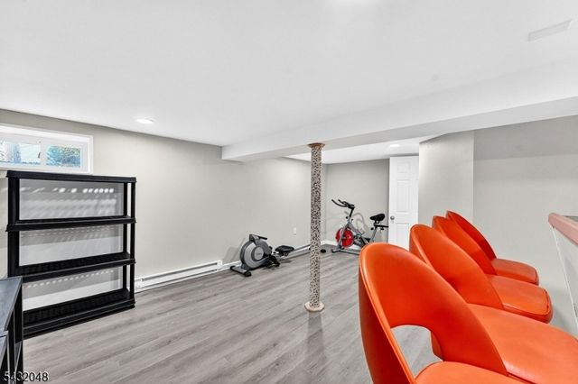 21 5Th Ave, Linden City, NJ 07036