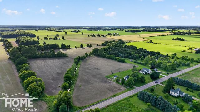 3553 N State Road, New Haven Twp, MI 48867