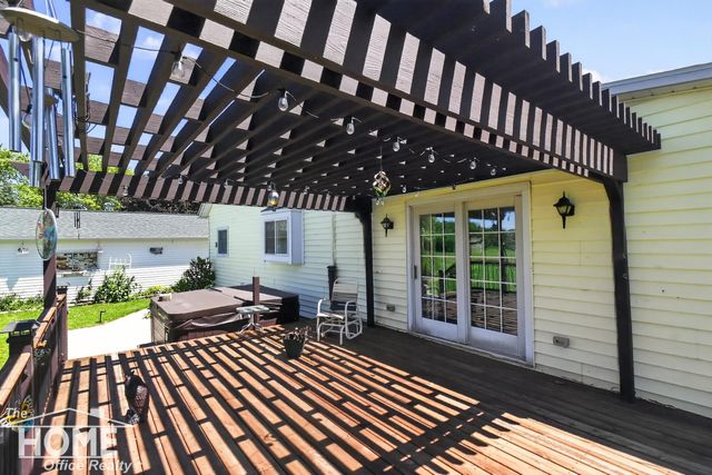 3553 N State Road, New Haven Twp, MI 48867