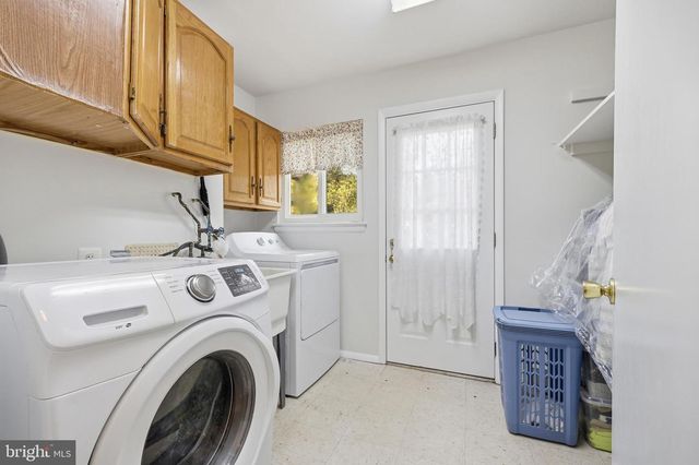1814 MARYMONT RD, Silver Spring, MD 20906