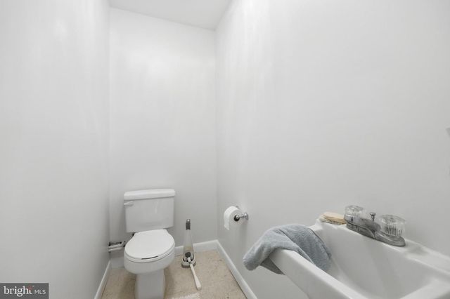 1814 MARYMONT RD, Silver Spring, MD 20906