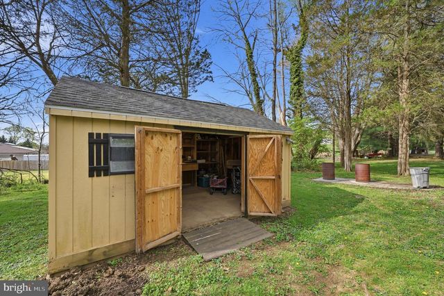 1814 MARYMONT RD, Silver Spring, MD 20906