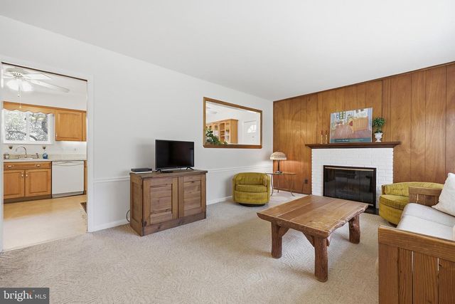 1814 MARYMONT RD, Silver Spring, MD 20906