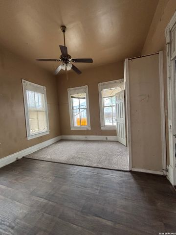 206 PIEDMONT AVE, San Antonio, TX 78203