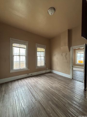 206 PIEDMONT AVE, San Antonio, TX 78203