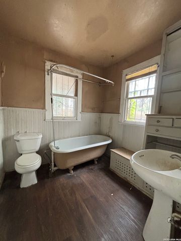 206 PIEDMONT AVE, San Antonio, TX 78203