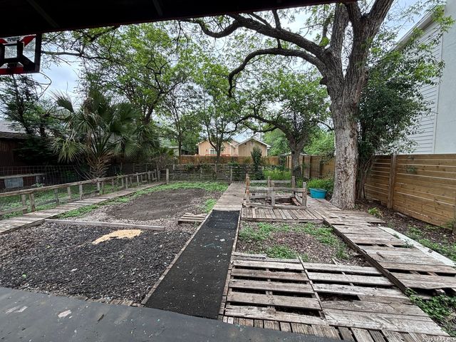 206 PIEDMONT AVE, San Antonio, TX 78203