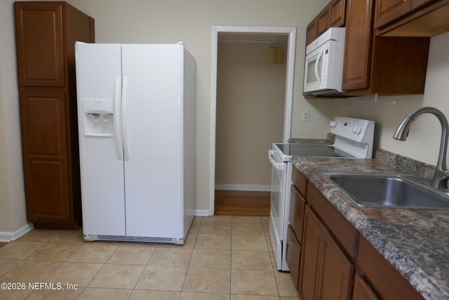 2404 RED OAK Drive, Jacksonville, FL 32211