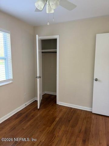 2404 RED OAK Drive, Jacksonville, FL 32211
