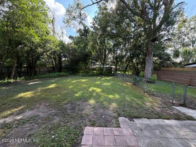 2404 RED OAK Drive, Jacksonville, FL 32211