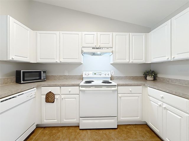 1364 HILLVIEW DRIVE, Clermont, FL 34711