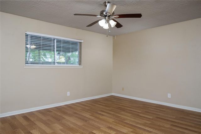 13215 Lake Breeze Lane, Willis, TX 77318