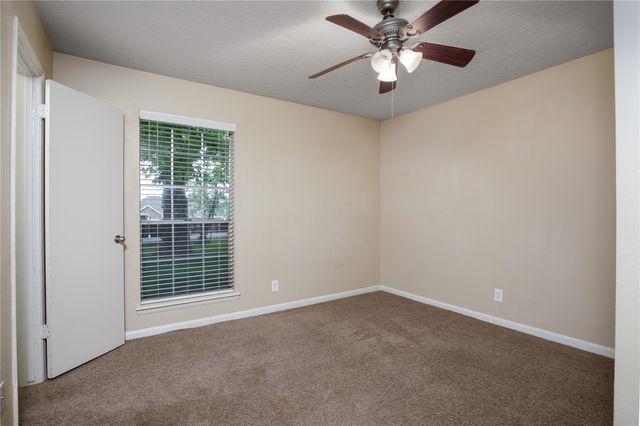 13215 Lake Breeze Lane, Willis, TX 77318