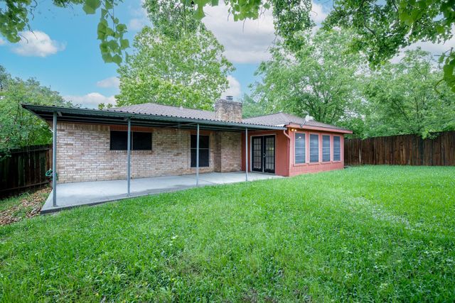 13215 Lake Breeze Lane, Willis, TX 77318