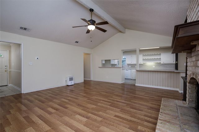 13215 Lake Breeze Lane, Willis, TX 77318