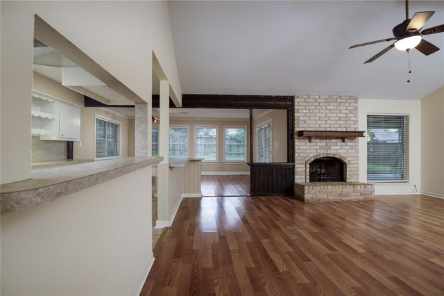 13215 Lake Breeze Lane, Willis, TX 77318