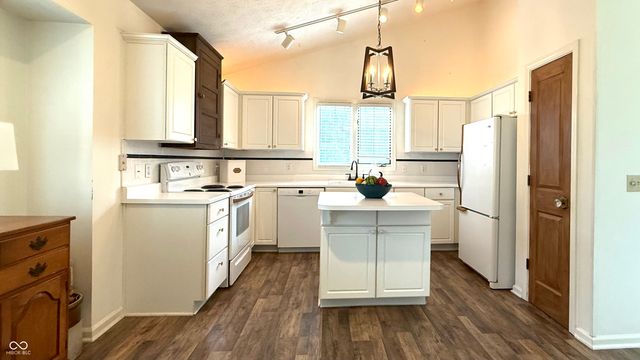 5258 Ashbrook Drive, Noblesville, IN 46062