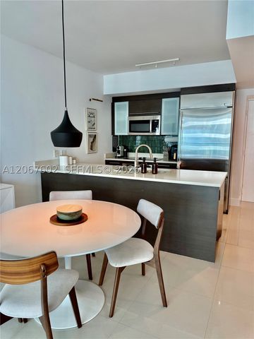 500 Brickell Ave 2706, Miami, FL 33131