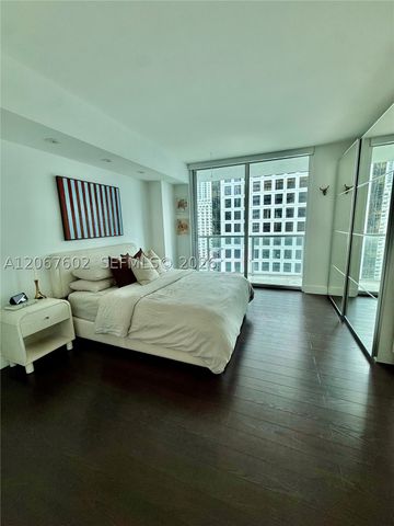 500 Brickell Ave 2706, Miami, FL 33131