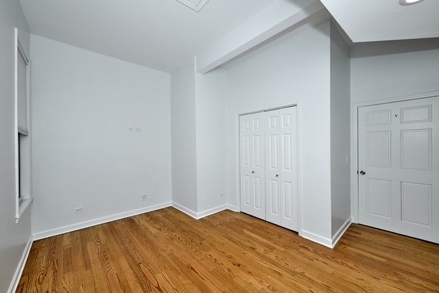 2044 W Race Avenue, Chicago, IL 60612