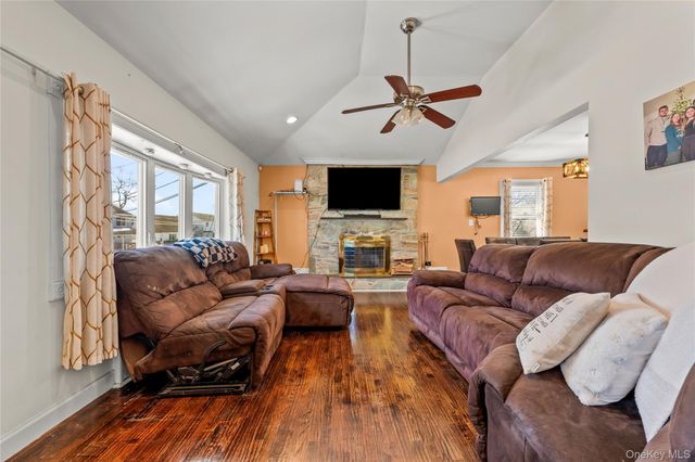 3356 Weidner Avenue, Oceanside, NY 11572