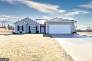 82 Gray Field Court, Jefferson, GA 30549