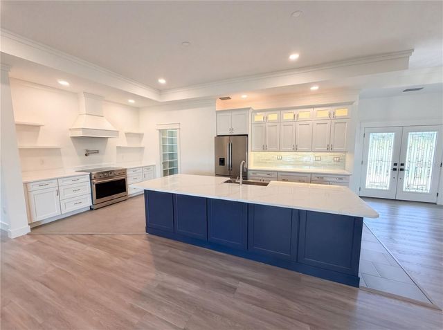 83 PALM BOULEVARD, Dunedin, FL 34698