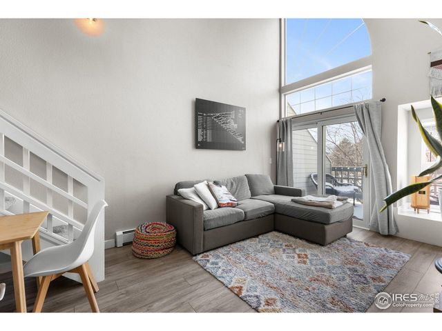 7436 Singing Hills Ct, Boulder, CO 80301