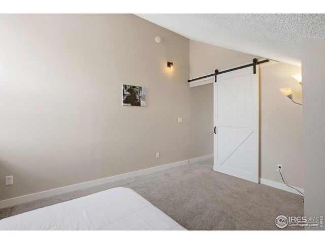 7436 Singing Hills Ct, Boulder, CO 80301