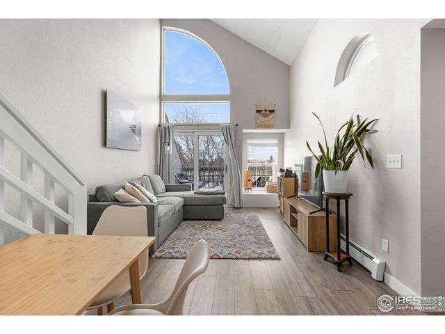 7436 Singing Hills Ct, Boulder, CO 80301