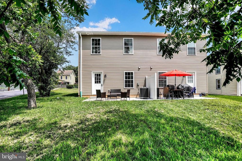 Image 39 of property listing at 2420 & 2422 LEHMAN ST, Lebanon, PA 17046