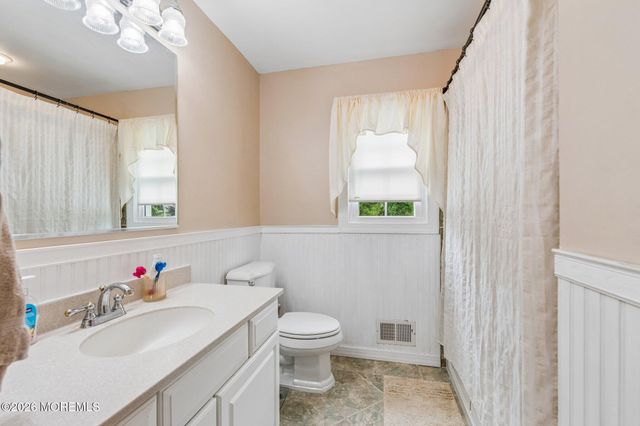 420 Crestview Terrace, Brick, NJ 08723