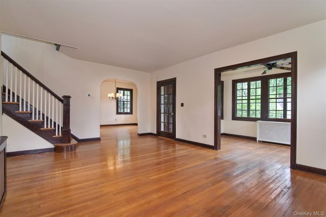 370 Scarsdale Road, Tuckahoe, NY 10707