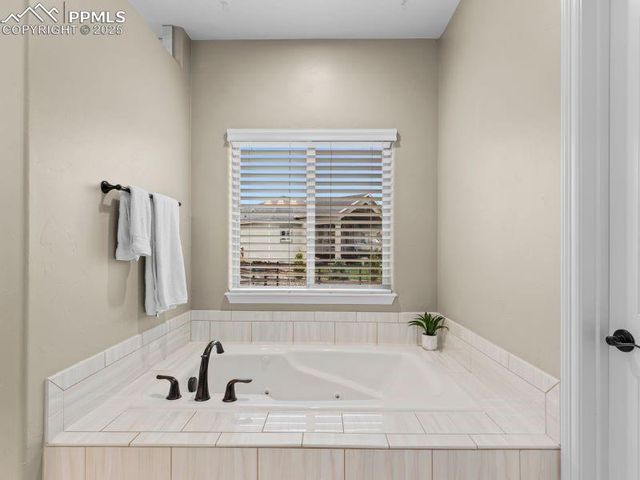 13850 Windrush Drive, Colorado Springs, CO 80921