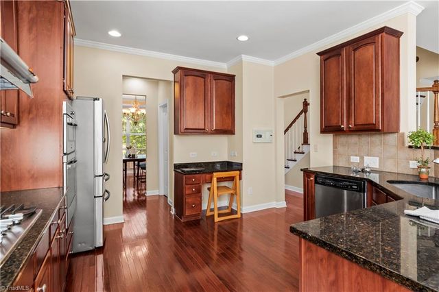 2023 Waterford Village Drive, Clemmons, NC 27012