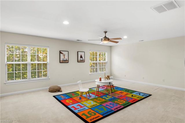 2023 Waterford Village Drive, Clemmons, NC 27012