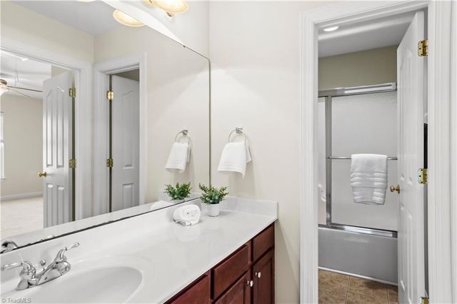 2023 Waterford Village Drive, Clemmons, NC 27012