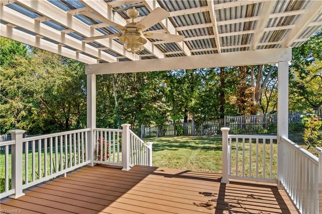 2023 Waterford Village Drive, Clemmons, NC 27012