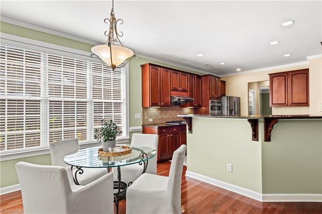 2023 Waterford Village Drive, Clemmons, NC 27012