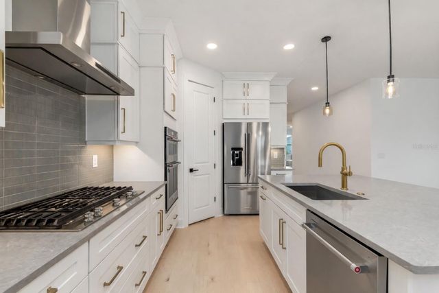 18881 DAYBREAK DRIVE, Venice, FL 34293