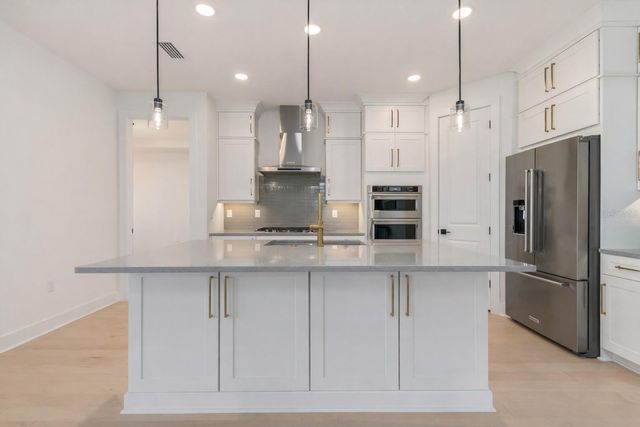 18881 DAYBREAK DRIVE, Venice, FL 34293