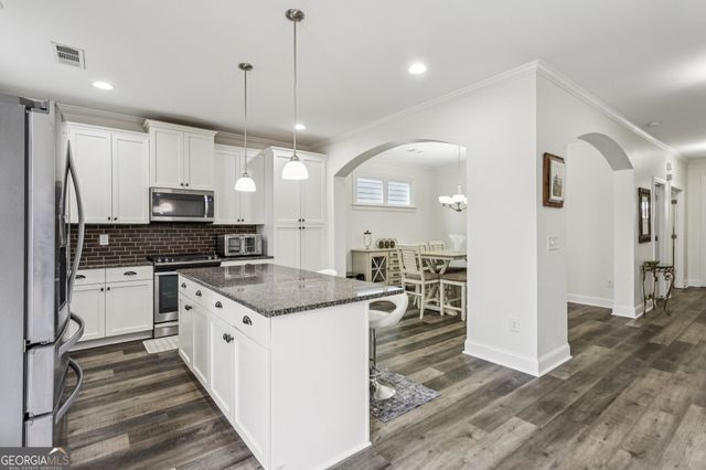 2118 Garrison Way NW, Atlanta, GA 30318