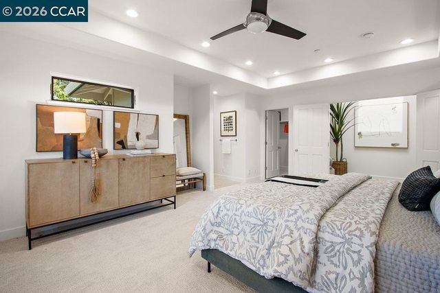 809 Mountain View Dr, Lafayette, CA 94549