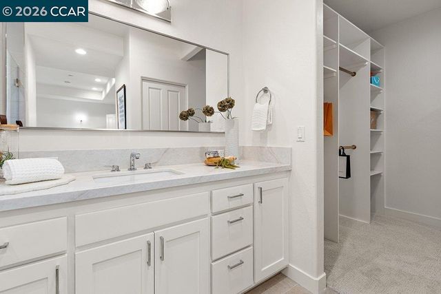 809 Mountain View Dr, Lafayette, CA 94549