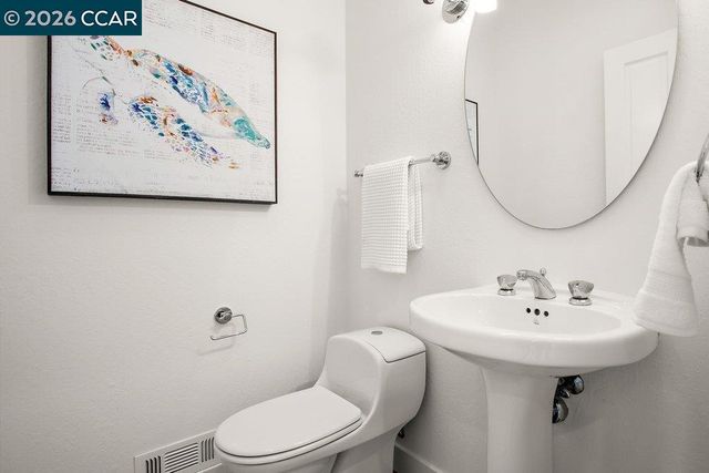 809 Mountain View Dr, Lafayette, CA 94549