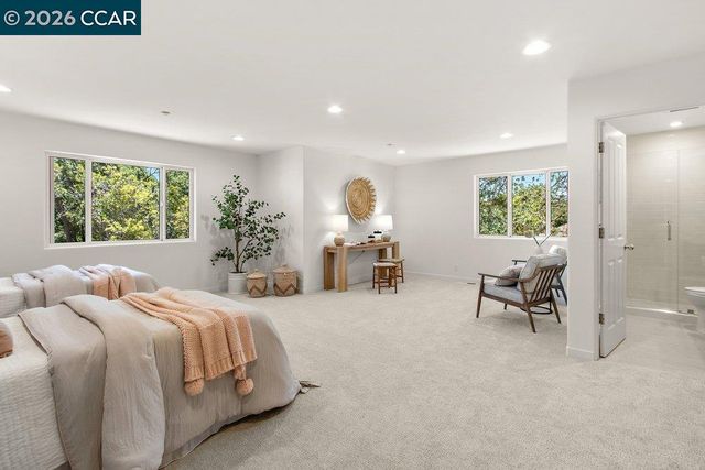 809 Mountain View Dr, Lafayette, CA 94549