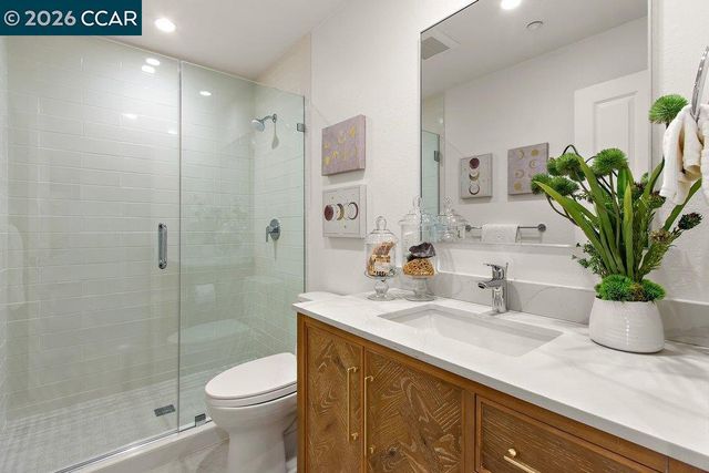 809 Mountain View Dr, Lafayette, CA 94549