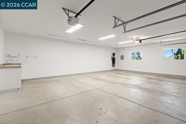 809 Mountain View Dr, Lafayette, CA 94549